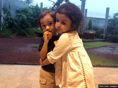 शेयर होते ही ये तस्वीर वायरल होना शुरु हो गया है। | saeyara-haotae-hai-yae-tasavaira-vaayarala-haonaa-saurau-hao-gayaa-haai | Latest bollywood Photos at Lokmatnews.in शेयर होते ही ये तस्वीर वायरल होना शुरु हो गया है। | saeyara-haotae-hai-yae-tasavaira-vaayarala-haonaa-saurau-hao-gayaa-haai | Latest bollywood Photos at Lokmatnews.in