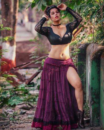 Gandii Baat 3 Actress Sheeva Rana Most Sensual Photos Goes Viral On