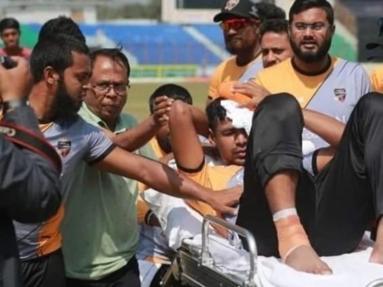 Mustafizur Rahman Head Injury BPL 2024 Practice Session | Bangladesh Premier League: मैदान में मुस्तफिजुर रहमान बने शिकार, सिर में गेंद लगने से हुए घायल, देखें वीडियो