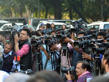 Amidst political crisis in Maharashtra, Media Persons and Media Institutions Bill is implemented, President approved | महाराष्ट्र राजनीतिक संकट के बीच प्रेस की सुरक्षा का कानून लागू, राष्ट्रपति ने दी मंजूरी, जानें क्या है मीडिया पर्सन्स एंड मीडिया इंस्टीट्यूशंस विधेयक