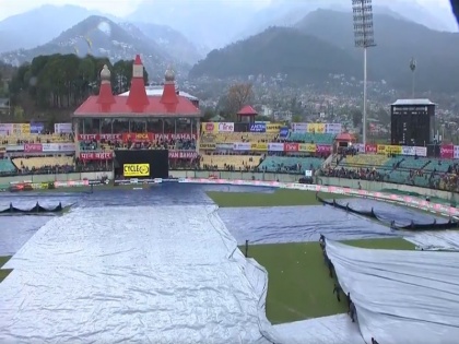 IND vs SA, 1st ODI: Toss delayed due to wet outfield, 6:30 pm is the cut-off time for a 20-over game | IND vs SA, 1st ODI: मौसम विभाग पहले ही कर चुका था भविष्यवाणी, अब तक शुरू नहीं हो सका मैच
