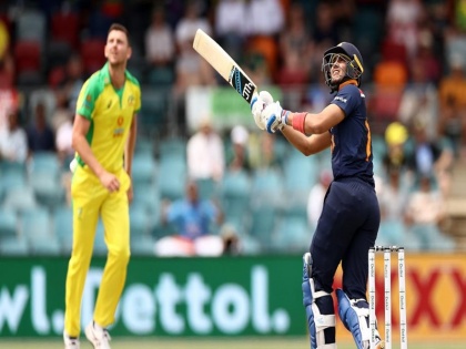 Australia vs India, 3rd ODI: Spinners opening the bowling in home ODIs (Aus) | IND vs AUS, 3rd ODI: क्रिकेट इतिहास में महज चौथी बार हुआ ऐसा, फैंस भी रह गए दंग