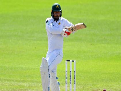 यासिर शाह ने दूसरी पारी में तेजतर्रार 33 रन की पारी खेली।