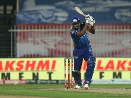 IPL 2020, Sunrisers Hyderabad vs Mumbai Indians: Kieron Pollard 41 runs in 25 balls | IPL 2020, SRH vs MI: बाकी बल्लेबाजों ने मिलकर जड़े जितने सिक्स, अकेले किरोन पोलार्ड ने ठोक दिए उतने छक्के