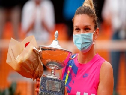 Simona Halep wins Italian Open after Karolina Pliskova retires from final with injury | सिमोना हालेप ने जीता इटालियन ओपन खिताब, फाइनल के बीच कारोलिना पिलिसकोवा ने छोड़ा मैच
