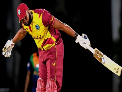 West Indies vs Sri Lanka, 1st T20I: Kieron Pollard's 6 Sixes In An Over of Akila Dananjaya | WI vs SL, 1st T20I: किरोन पोलार्ड ने एक ओवर में जड़े 6 छक्के, युवराज सिंह के रिकॉर्ड की बराबरी