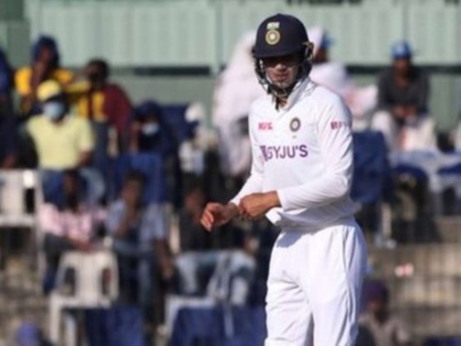 India vs England, 2nd Test: Shubman Gill injured, taken for scans, not to take field on Day 4 | IND vs ENG, 2nd Test: शुभमन गिल फील्डिंग के दौरान चोटिल, कराया गया स्कैन, नहीं कर सकेंगे फील्डिंग