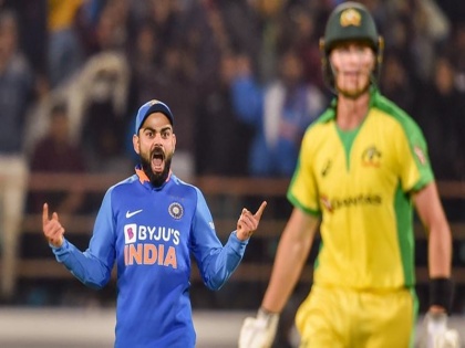 Hope at least 25 per cent crowds will be allowed when India tour Australia: Warner | भारत-ऑस्ट्रेलिया के बीच सीरीज के दौरान फैंस को मिलेगी स्टेडियम में आने की इजाजत!