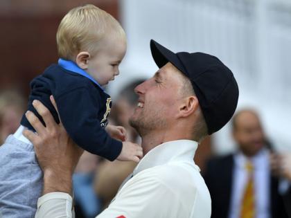 जो रूट के बेटे का जन्म साल 2017 में हुआ था।