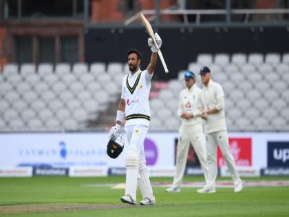 शान मसूद ने पहले टेस्ट में 156 रन की पारी खेली थी।