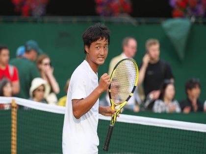 Wimbledon 2019: Shintaro Mochizuki becomes first Japanese player to win boy's Grand Slam title | Wimbledon 2019: शिनतारो मोशिजुकी ने जूनियर खिताब जीतकर रच दिया इतिहास