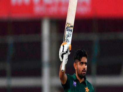 Pakistan vs Sri Lanka, 2nd ODI: Babar Azam hit century | PAK vs SL: बाबर आजम ने ठोका शतक, विराट कोहली-रोहित शर्मा के साथ इस फेहरिस्त में हुए शुमार