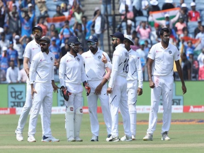 India vs South Africa, 2nd Test: ravichandran ashwin completes 50 test wickets against south africa | IND vs SA: रविचंद्रन अश्विन बने साउथ अफ्रीका के खिलाफ 50 विकेट झटकने वाले चौथे भारतीय