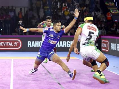 PKL 2019: Haryana Steelers Beat Patna Pirates (39-34 ) | PKL 2019, Patna Pirates vs Haryana Steelers: हरियाणा स्टीलर्स ने पटना पाइरेट्स को शिकस्त दी