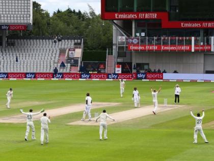 3 टेस्ट मैचों की सीरीज फिलहाल बराबरी पर है।