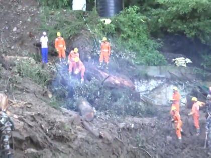Summer Hill landslide: 13 dead bodies recovered so far 56 dead due to rain, trouble in rescue work | समर हिल भूस्खलनः अबतक 13 शव बरामद, बारिश से अबतक 56 की मौत, बचाव कार्य में आ रही परेशानी