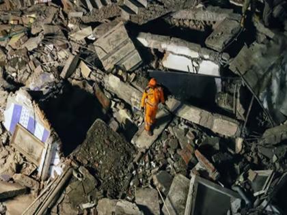 11 people died due to roof collapse of school gym china Qiqihar city | चीन में हुआ बड़ा हादसा, स्कूल जिम की छत गिरने से 11 लोगों की हुई मौत, बचाव कार्य जारी