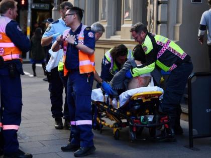 Armed man arrested after major police operation in Sydney CBD | ऑस्ट्रेलिया: सिडनी में चाकू से कई लोगों पर हमला किया गया