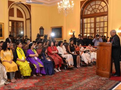 president ramnath kovind awarded 112 extraordinary women | फर्स्ट लेडीज इवेंट में राष्ट्रपति कोविंद ने ऐश्वर्या समेत 112 महिलाओं को किया सम्मानित, देखें लिस्ट president ramnath kovind awarded 112 extraordinary women | फर्स्ट लेडीज इवेंट में राष्ट्रपति कोविंद ने ऐश्वर्या समेत 112 महिलाओं को किया सम्मानित, देखें लिस्ट