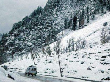 Mercury reaches minus 14.4 degree Celsius in Jammu and Kashmir and Ladakh, Leh | ठंड से बेहाल जम्मू-कश्मीर और लद्दाख, लेह में शून्य से 14.4 डिग्री सेल्सियस नीचे पहुंचा पारा