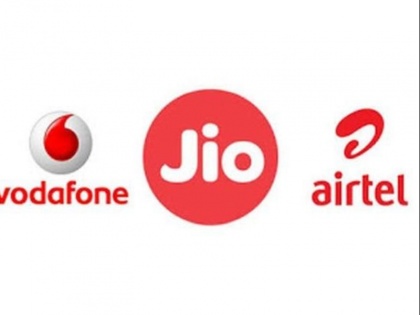 RELIANCE JIO REPORTEDLY OVERTAKES AIRTEL TO BECOME NUMBER TWO TELECOM COMPANY IN INDIA | यूजर्स के मामले में एयरटेल को पछाड़ जियो बनी दूसरी बड़ी टेलीकॉम कंपनी