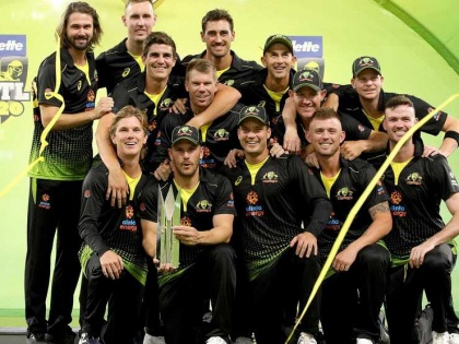 Australia beat Pakistan by 10 wickets, win series 2–0 | आस्ट्रेलिया ने पाकिस्तान को 10 विकेट से रौंदा, सीरीज 2-0 से जीती