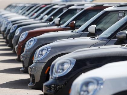 Goa Government Reduces Road Tax By 50 Per Cent On New Vehicle Purchase | इस राज्य की सरकार ने नई गाड़ी खरीदने पर घटाया 50 परसेंट रोड टैक्स, होगी लाखों रुपये की बचत