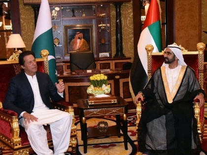 After Saudi Arab UAE announced economic package for pakistan, 6 billion dollar | सऊदी अरब के बाद यूएई भी हुआ पाकिस्तान पर मेहरबान, 6 अरब डॉलर की आर्थिक मदद करेगा