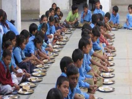 Suggestion of playing songs in schools during mid day meal, this will develop a sense of peace and calm in children | मिड डे मील के समय स्कूलों में गीत बजाने का सुझाव, इससे बच्चों में ठहराव और शांति की भावना विकसित होगी Suggestion of playing songs in schools during mid day meal, this will develop a sense of peace and calm in children | मिड डे मील के समय स्कूलों में गीत बजाने का सुझाव, इससे बच्चों में ठहराव और शांति की भावना विकसित होगी