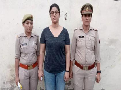 A Noida court on Wednesday granted bail to lawyer Bhavya Roy | नोएडा में सुरक्षा गार्ड को गाली देने वाली भाव्‍या रॉय को मिली जमानत, वीडियो वायरल होने के बाद हुई थी गिरफ्तारी