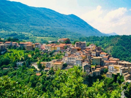 Underpopulated Italian region give visitors money to move in italy molise city | इस खूबसूरत देश में रहने के लिए हर महीने मिलेगा 50 हजार से भी ज्यादा का वेतन, बस माननी होगी ये 3 शर्तें