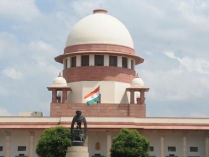 SC issues notice to the Centre over NPR | NPR मसले पर सुप्रीम कोर्ट ने सरकार को भेजा नोटिस, याचिका में लगाया गया "बिना मंजूरी सरकारी निगरानी" का आरोप