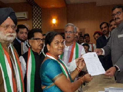 Rajya Sabha Election 2020: KTS Tulsi and Phoolo Devi Netam nomination in Chhattisgarh congress bjp | Rajya Sabha Election 2020: छत्तीसगढ़ में केटीएस तुलसी और फूलो देवी नेताम ने भरा पर्चा, बीजेपी ने नहीं उतारा उम्मीदवार, एकतरफा मुकाबला Rajya Sabha Election 2020: KTS Tulsi and Phoolo Devi Netam nomination in Chhattisgarh congress bjp | Rajya Sabha Election 2020: छत्तीसगढ़ में केटीएस तुलसी और फूलो देवी नेताम ने भरा पर्चा, बीजेपी ने नहीं उतारा उम्मीदवार, एकतरफा मुकाबला