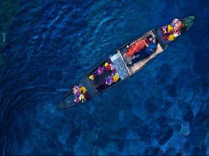 watch film shikara the untold story of kashmiri pandits trailer | Shikara Trailer Out: कश्मीरी पंडितों की दुर्दशा को पेश करती है फिल्म 'शिकारा', इमोशन्स से भरा ट्रेलर हुआ रिलीज