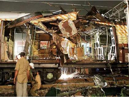 2006 Mumbai train blasts Supreme Court stays Bombay High Court judgement acquitted twelve accused persons in connection | 2006 Mumbai train blasts: बंबई उच्च न्यायालय के फैसले पर उच्चतम न्यायालय ने लगाई रोक?, सभी 12 आरोपियों को बरी करने...