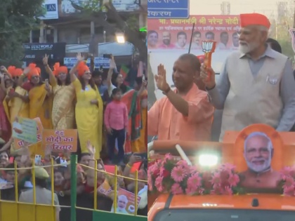 Ghaziabad lok sabha seat Narendra Modi Roadshow yogi aditynath atul garg LIVE | Modi Yogi Roadshow Ghaziabad: मोदी-योगी ने किया रोड शो, सड़क के दोनों तरफ लोगों का जनसैलाब