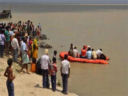 Mahananda boat accident: Death toll rises to 9, two from Bihar and 7 from Bengal | महानंदा नाव हादसाः मृतकों की संख्या बढ़कर 9, दो बिहार और 7 बंगाल के Mahananda boat accident: Death toll rises to 9, two from Bihar and 7 from Bengal | महानंदा नाव हादसाः मृतकों की संख्या बढ़कर 9, दो बिहार और 7 बंगाल के