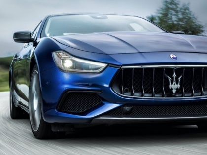 2018 Maserati Ghibli launched at Rs 1.34 crore | 2018 Maserati Ghibli भारत में लॉन्च, जानें इस शानदार लग्ज़री कार की खासियत