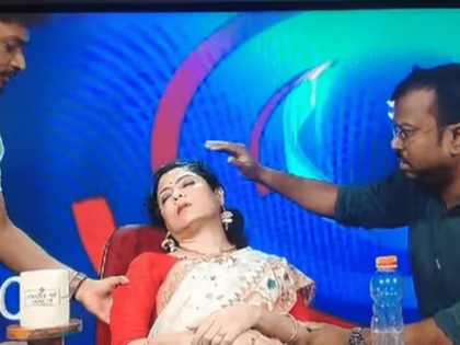 Doordarshan Anchor faints during live news reading said could no longer see | लाइव न्यूज के दौरान दूरदर्शन एंकर हुईं बेहोश, कहा- 'सब धुंधला सा छाया और कुछ समझ नहीं आया'