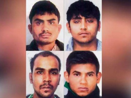 nirbhaya case Dummy execution of four convicts hanged in tihar | निर्भया केस के चारों दोषियों के पुतलों को तिहाड़ जेल में दी गई फांसी