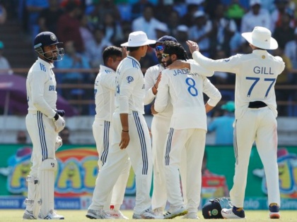 india wins third test match rajkot Ind Vs Eng all out | Ind Vs Eng: 557 का पहाड़ नहीं चढ़ पाए अंग्रेज, भारत ने जीता तीसरा टेस्ट, सीरीज में 2-1 से आगे