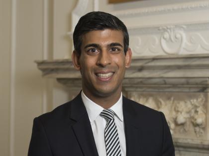 Three Indian-origin politicians find place in Johnson’s cabinet; and there’s a reason behind it. | INFOSYS फाउंडर नारायण मूर्ति के दामाद ऋषि सुनक को ब्रिटिश पीएम बोरिस जॉनसन ने दी मंत्रिमंडल में जगह