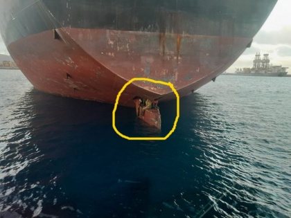 3 men from nigeria to canary islands sit Alithini II ship rudder cover 32000 km 11 days Spanish Coast Guard rescued | फोटो: केवल जहाज के पतवार पर बैठकर 3 लोगों ने किया 32000 किलोमीटर का खतरनाक सफर तय, पलायन के लिए ऐसे किया 11 दिन की सबसे भयावह यात्रा