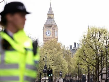 london 30-year-old British Sikh Gurmuk Singh stabbed to death in East London murder suspects and victim knew each other five arrested | पूर्वी लंदन में 30 वर्षीय ब्रिटिश सिख गुरमुख सिंह की चाकू घोंपकर मार डाला, हत्या में शामिल लोग और पीड़ित एक-दूसरे से परिचित london 30-year-old British Sikh Gurmuk Singh stabbed to death in East London murder suspects and victim knew each other five arrested | पूर्वी लंदन में 30 वर्षीय ब्रिटिश सिख गुरमुख सिंह की चाकू घोंपकर मार डाला, हत्या में शामिल लोग और पीड़ित एक-दूसरे से परिचित