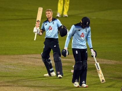 सैम बिलिंग्स ने ऑस्ट्रेलिया के खिलाफ 118 रनों की पारी खेली।