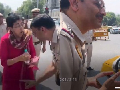 Atishi On Delhi Police mujhe ghar jana hai ed arrest arvind kejriwal live updates | Atishi On Delhi Police: 'मुझे घर जाना है', सड़क पर लेट गए आप नेता ने कहा, 'गोली मारो न'