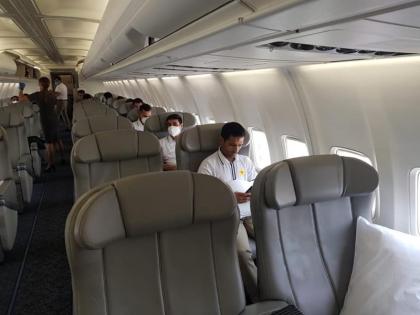 इंग्लैंड में टीम 14 दिन के लिए पृथक-वास में रहेगी।