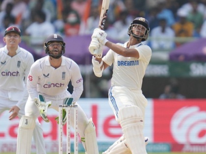 Yashasvi Jaiswal scored his third century hit 8 fours and 5 sixes INDIA vs ENGLAND | INDIA vs ENGLAND: यशस्वी जायसवाल ने लगाया तीसरा शतक, कूटे 9 चौके 5 छक्के