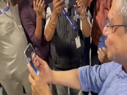 Ashwini Vaishnav makes first 5G call from test network at IIT-Madras watch video | VIDEO: अश्विनी वैष्णव ने IIT मद्रास में ट्रायल नेटवर्क से भारत की पहली 5G कॉल की