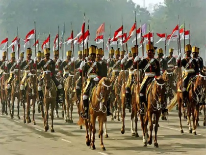 Indian army Cavalry Regiment only cavalry in the world Republic Day | 61वीं कैवेलरी रेजीमेंट: दुनिया की इकलौती घुड़सवार सेना, तोपों की आवाज से भी नहीं भड़कते इस रेजिमेंट के घोड़े